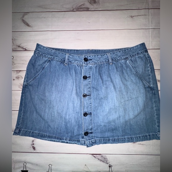 Old Navy Denim Button-Front Mini Skirt Size 20 Office School Church Date Night - Picture 1 of 7